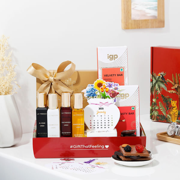 Delightfully Elegance Personalized New Year Hamper
