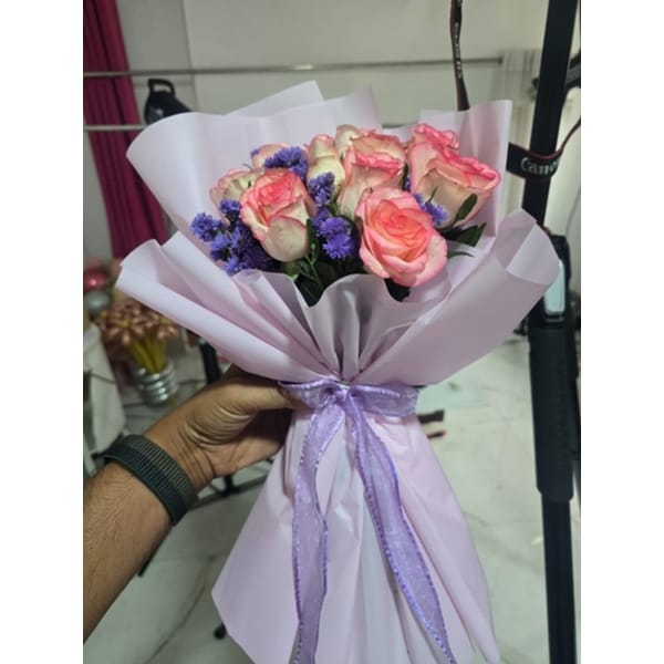 Eight Roses Mom’s Bloom Bundle