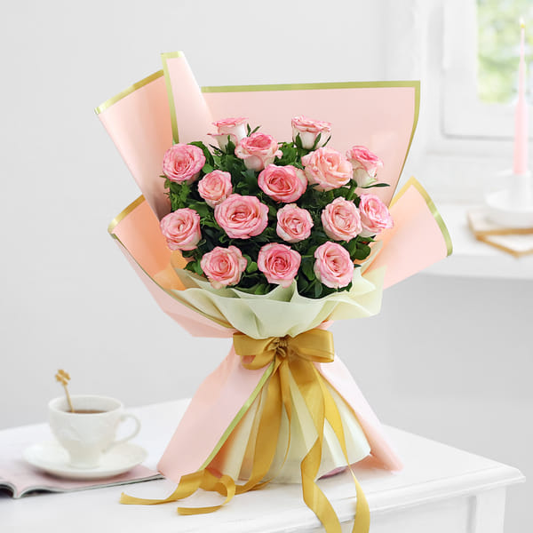 Elegant Blooms 16 Jumilia Rose Bouquet