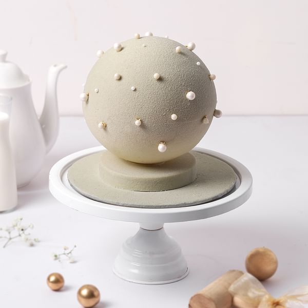 Elegant Pearl Sphere Cake (1 Kg)