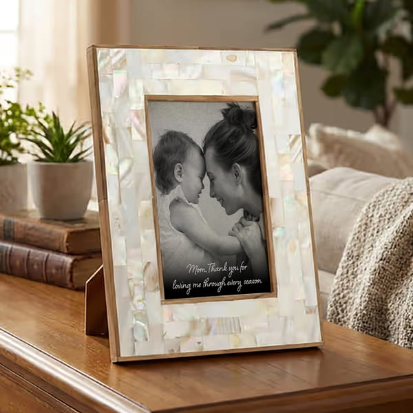 Elegant Pearlescent Photo Frame For Mother's Day