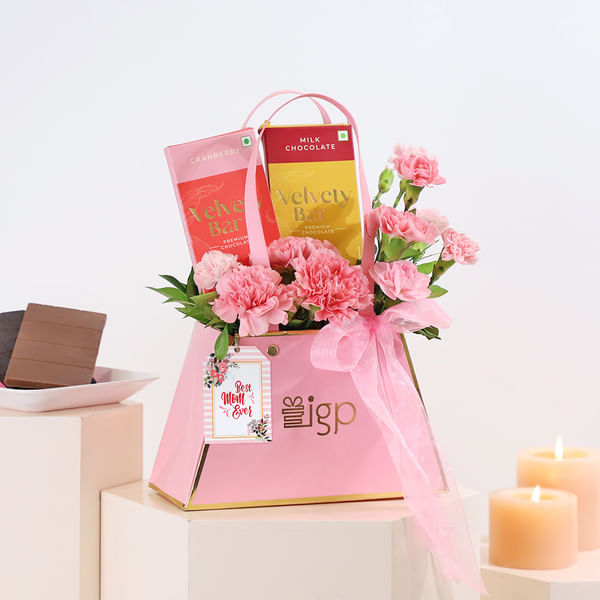 Floral Splendour for Dearest Mom