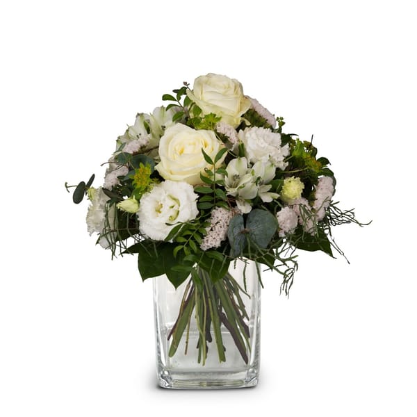 Flower bouquet 'Natural Magic of Blossoms'