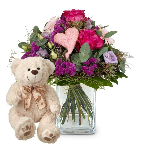 Flower bouquet 'Sweet Bloom' with teddy bear