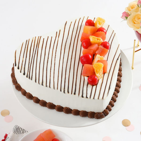 Fresh Fruit Heart-shaped Cake