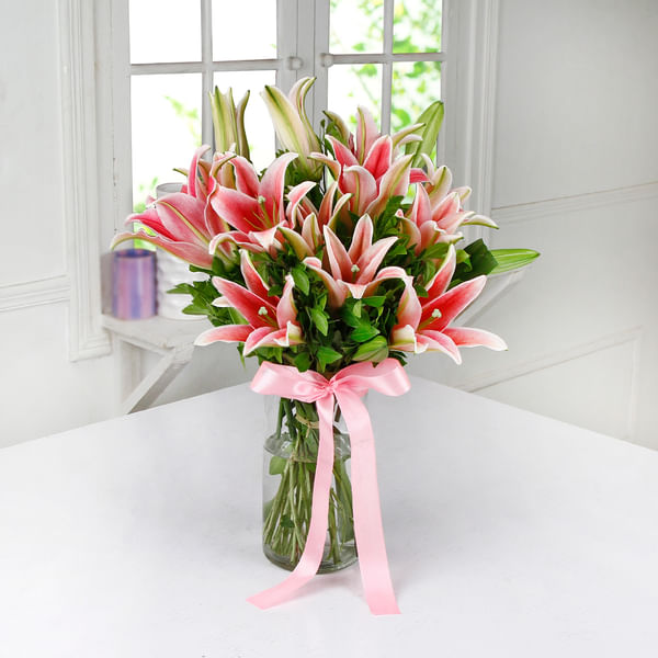 Glass Vase of 6 Pink Lilies