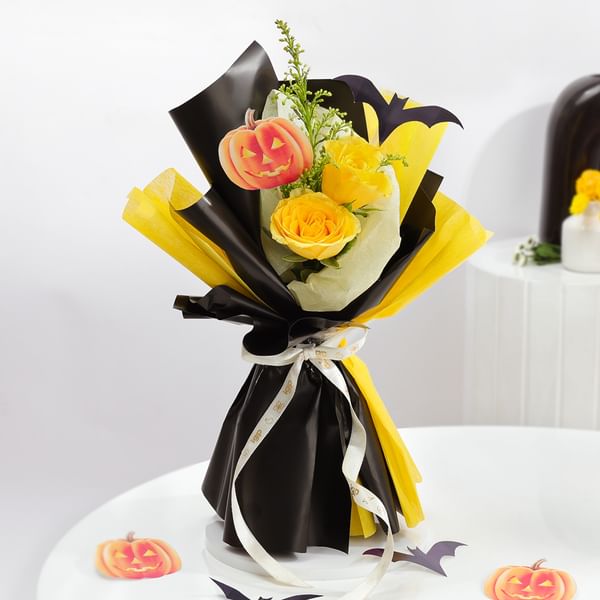 Golden Haunt Halloween Bouquet
