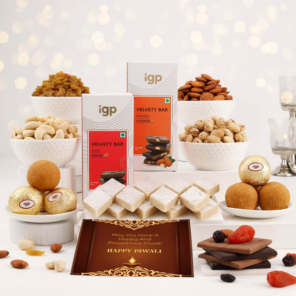Gourmet Delights Gift Hamper