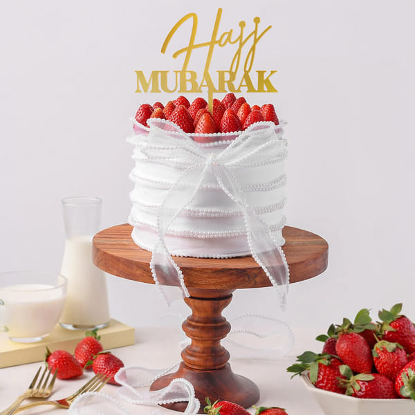 Hajj Mubarak Strawberry Celebration Cake (500 g)