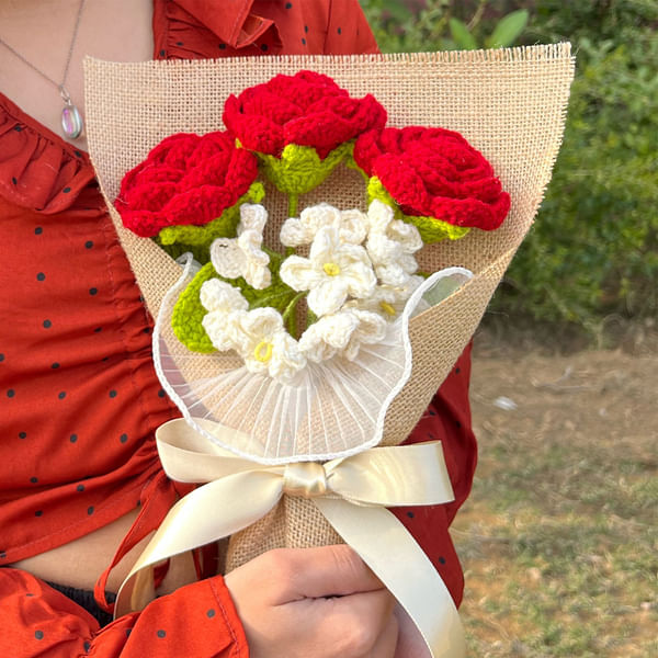 Handmade Crochet Roses Bouquet - Single Piece