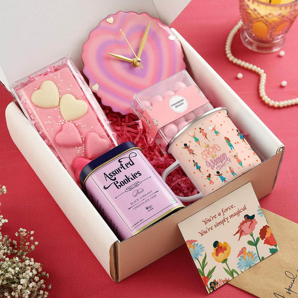 Have A Great Day Personalized Hamper