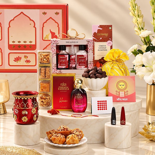 Heartfelt Karwa Chauth Moments Hamper