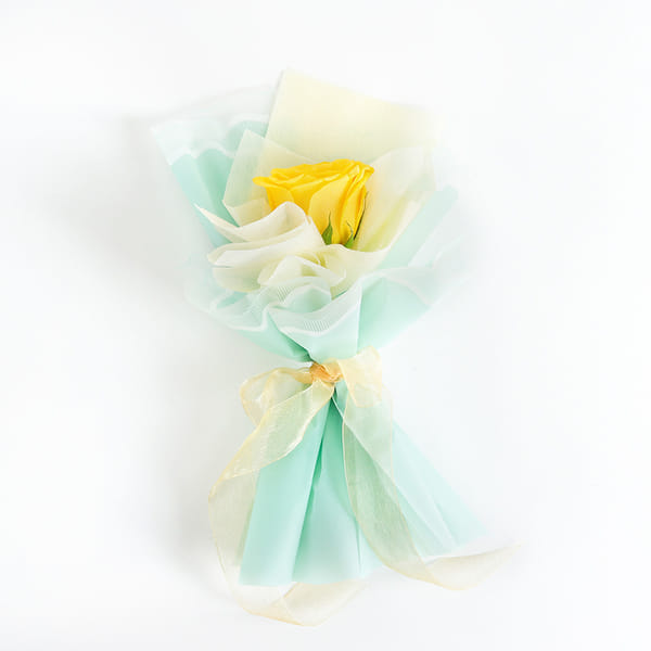 IGP Enticing Yellow Rose Bouquet
