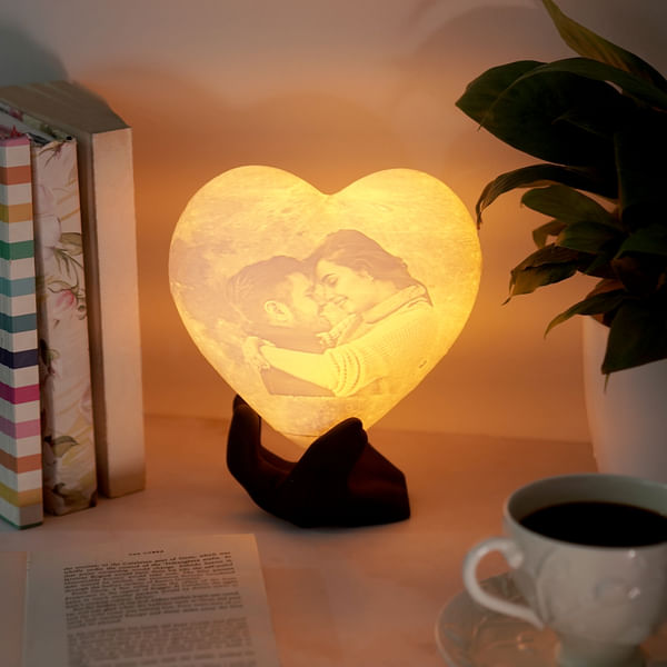 Illuminating Heart - Personalized 3D Lamp With Stand