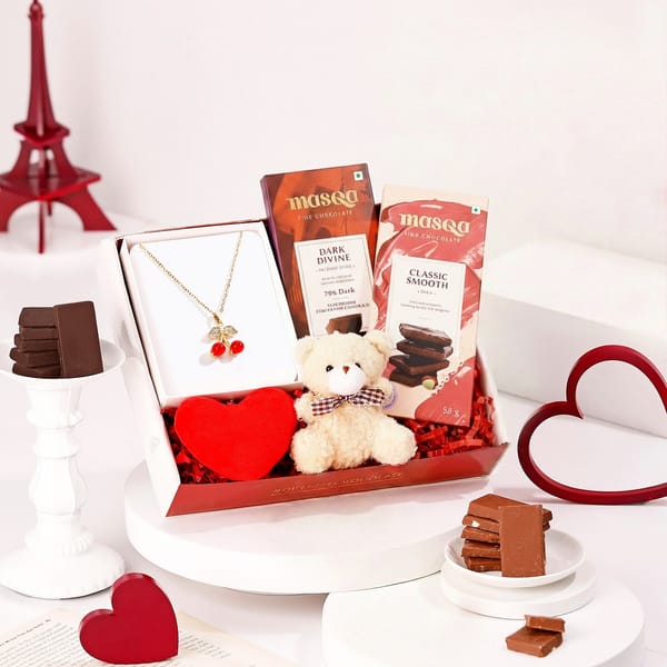 Indulgent Valentine Keepsake Gift Hamper