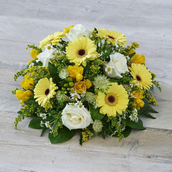 Large Scented Yellow Posy.