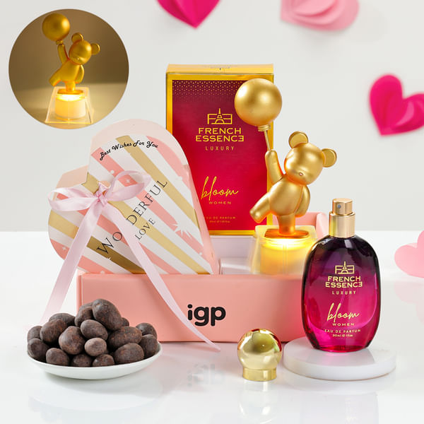 Lovely Treats And Indulgence Hamper