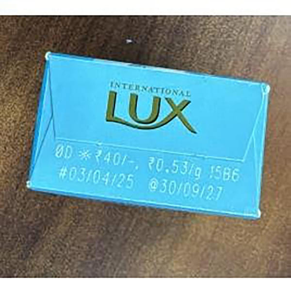 Lux Creamy Perfecttion Plus