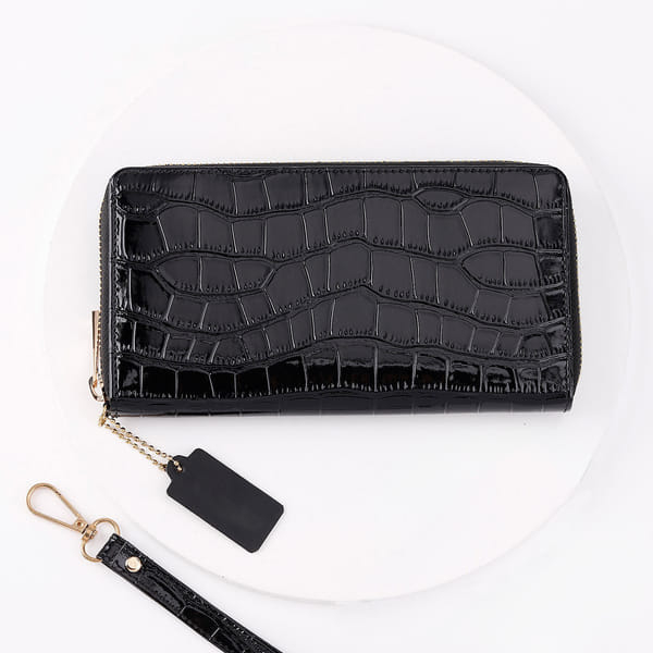 Luxurious Croc Print Zip-Around Women's Wallet - Midnight Black