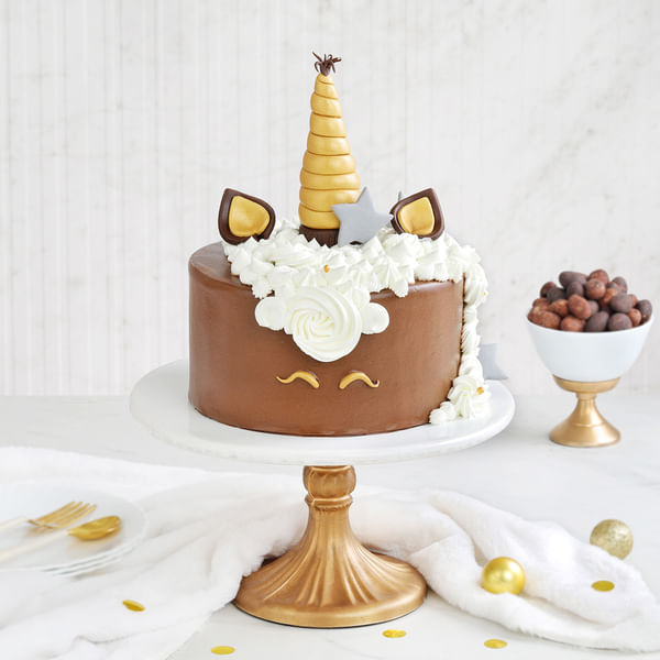 Magical Unicorn Semi Fondant Cake (2 Kg)