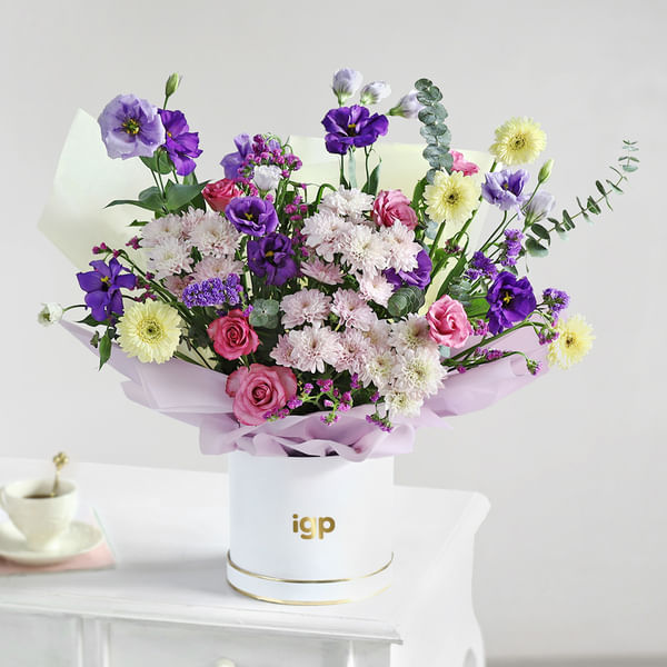 Mauve Majesty - Roses & Chrysanthemums