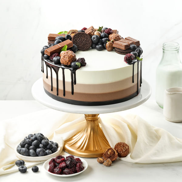 Melting Moments Chocolate Cake (1 Kg)