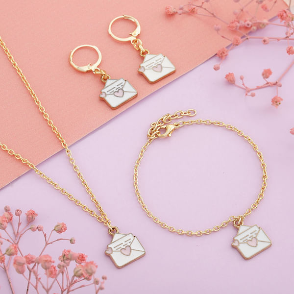 Message Box Design Pendant Set