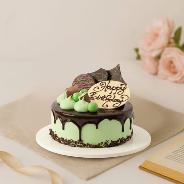 Mint Cream and Chocolate Drip Cake