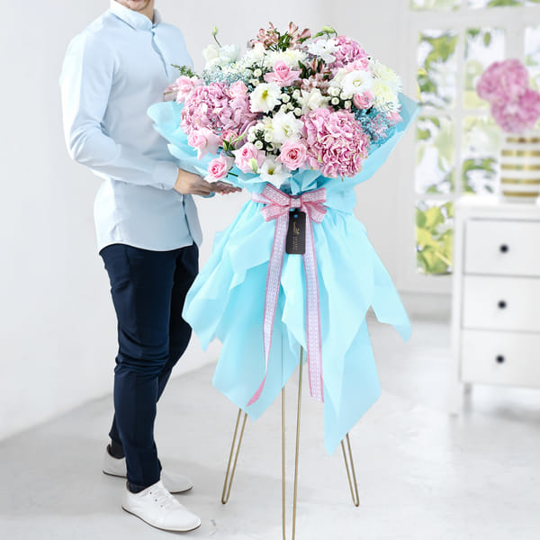 Mother's Day Blooms of Magnificence