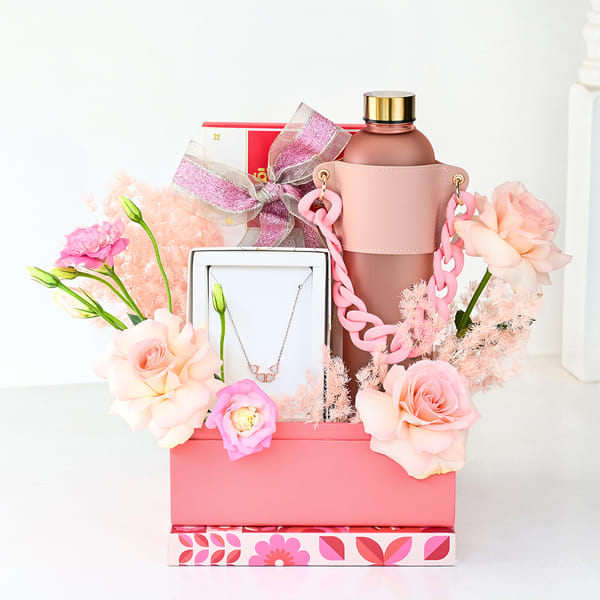 Mother's Day XO Heart Luxe Hamper