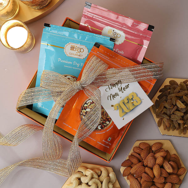 New Year Dry Fruits Hamper