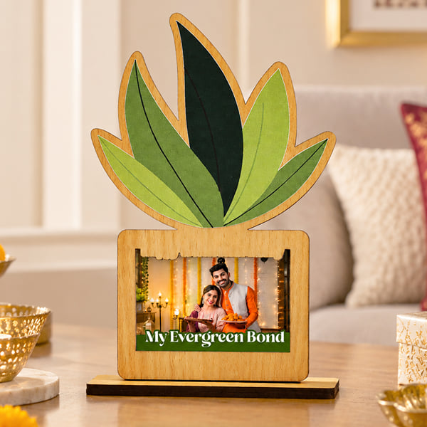 Personalized 2-in-1 Polaroid Frame and Fridge Magnet For Loved Ones