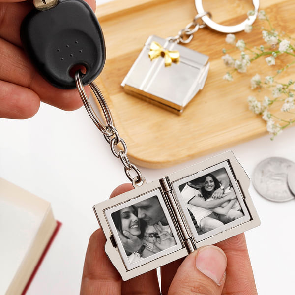 Personalized Metal Key Chain Keepsake