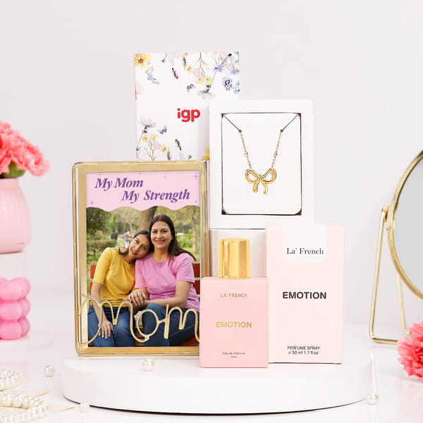 Personalized Mom's Golden Moments Hamper