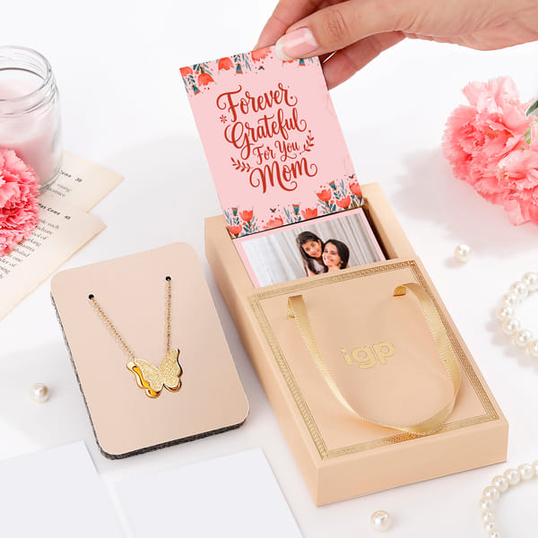 Personalized Mom's Photo Pop-Up Box with Butterfly Pendant