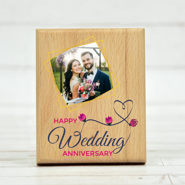 Personalized Photo Frame in Wood for Anniversary