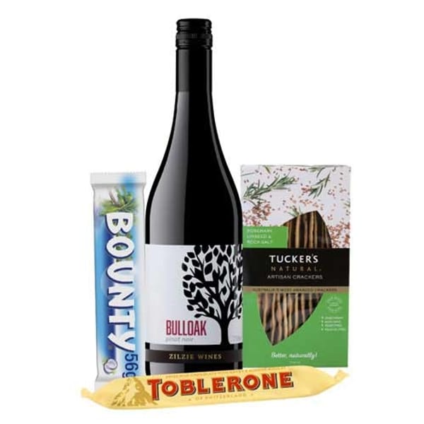 Pinot Noir Gourmet Snack Hamper