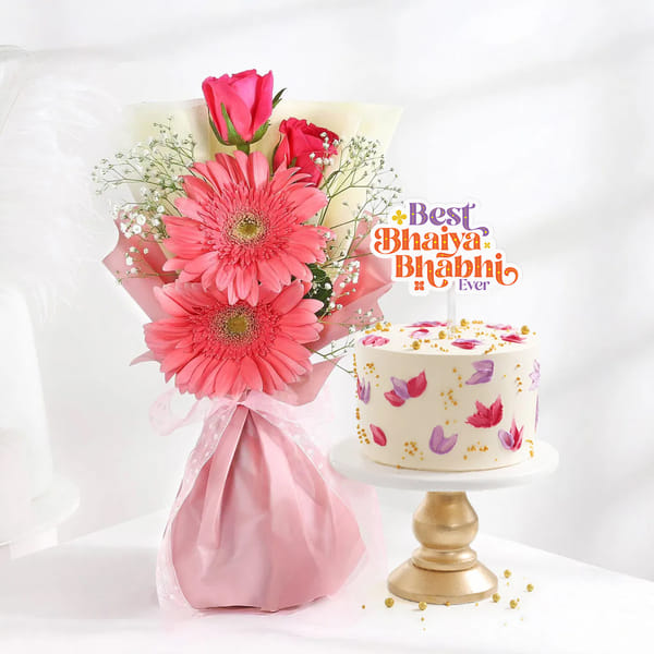 Premium Floral Cake with Bouquet for Bhaiya Bhabhi