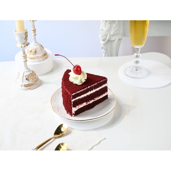 Red Velvet Delight Pastry