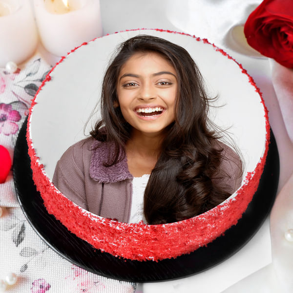 Red Velvet Photo Cake (1 Kg)