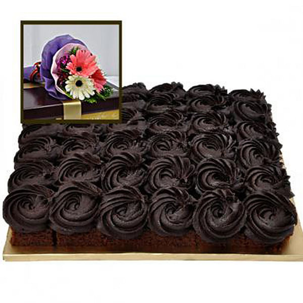 RICH WARMEST CHOCOLATE CAKE BITES DELIGHT