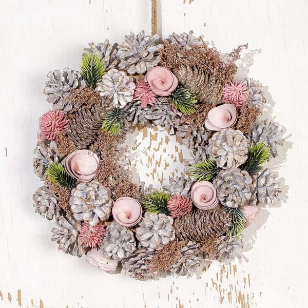 Roselight Pearl Christmas Wreath