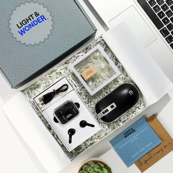 Smart Tech Essentials Employee Kit