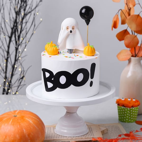 Spooky Sweet Halloween Cake (750 Gm)