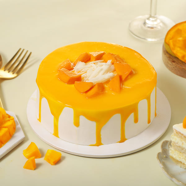 Summer Delight Mango Cream Cake  (1 kg)