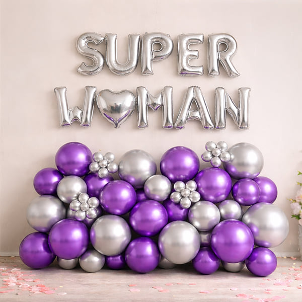 Super Woman Balloon Bouquet