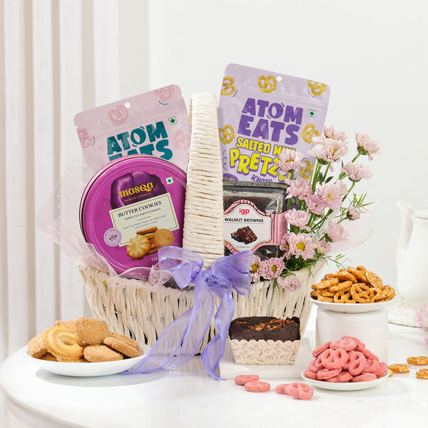 Sweet Gourmet Macrame Basket Gift Hamper