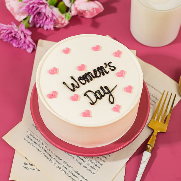Sweet Hearts Women's Day Vanilla Cake (200g)