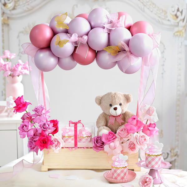Sweet Memories Hamper with Roses & Cupcakes