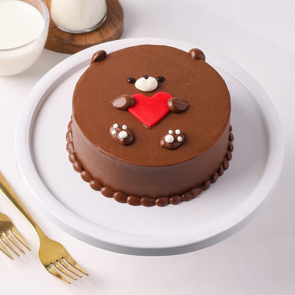 Sweet Teddy Bear Chocolate Cake